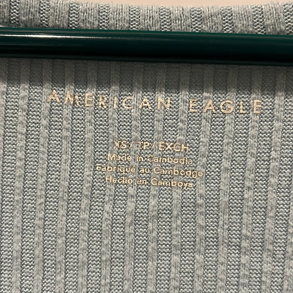 American Eagle Soft & Sexy Long Sleeve V-Neck T-Shirt - Picture 2 of 3